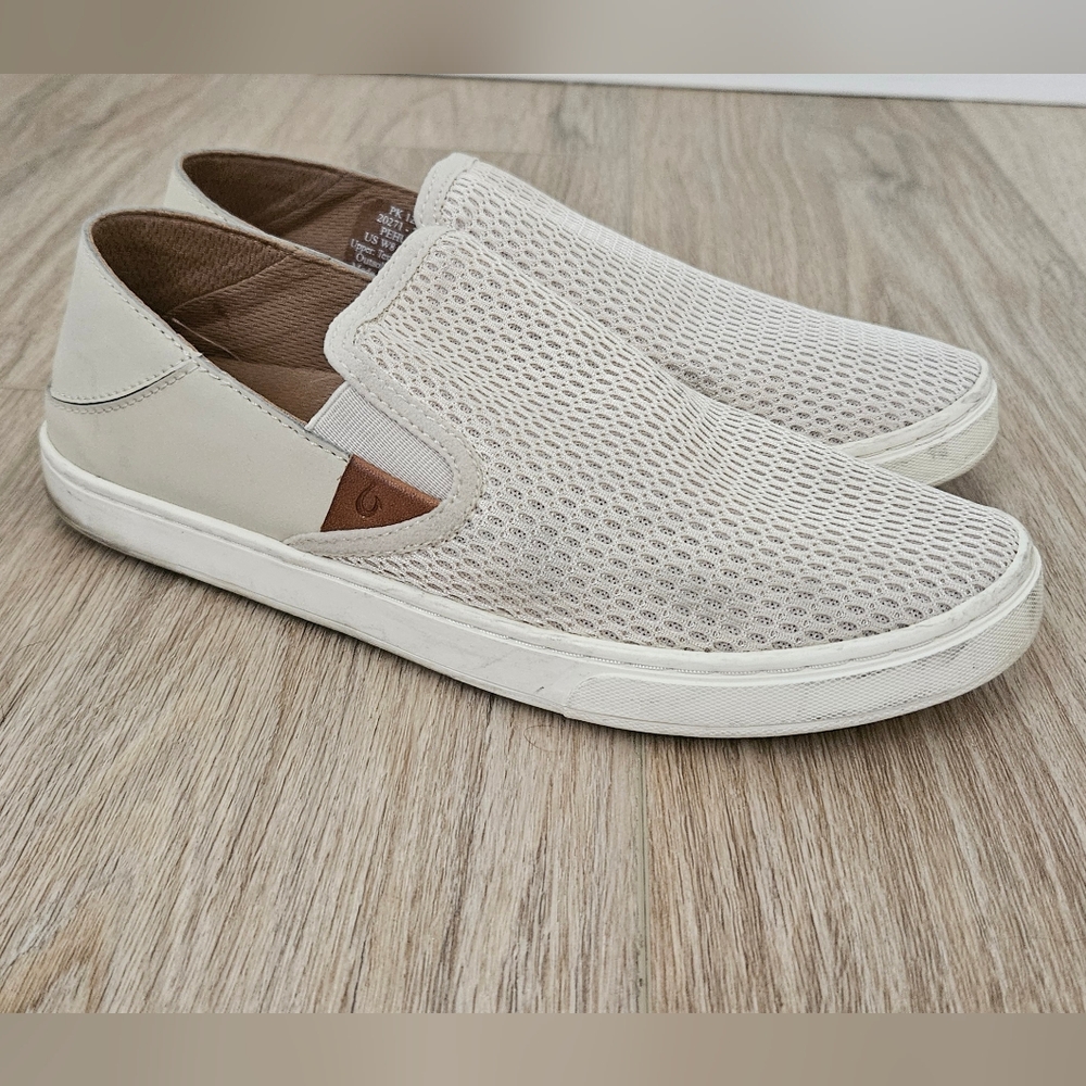 OluKai Pehuea Pa'i Slip On Shoe Size 8